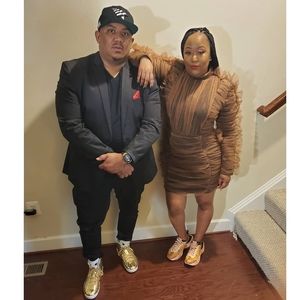 Meet your Posher, Monnie